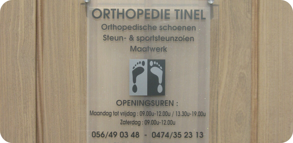 Plexi met afstandhouders